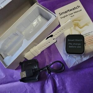 DesertCat Smart Watch - White NEW